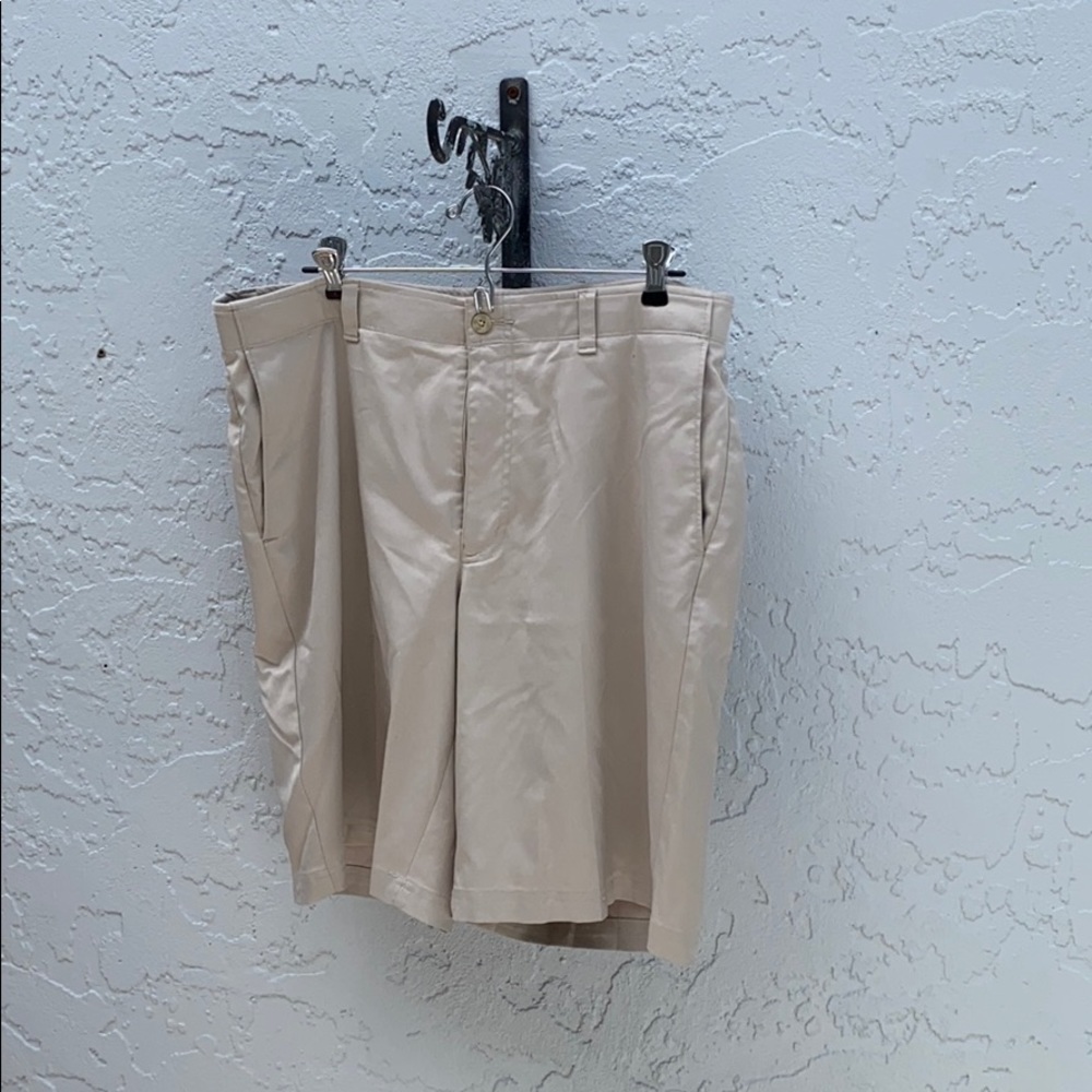 Men’s PGA Tour polyester/spandex shorts